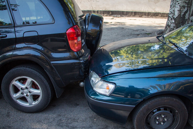 Toyota Camry ����������� � Toyota RAV4.
