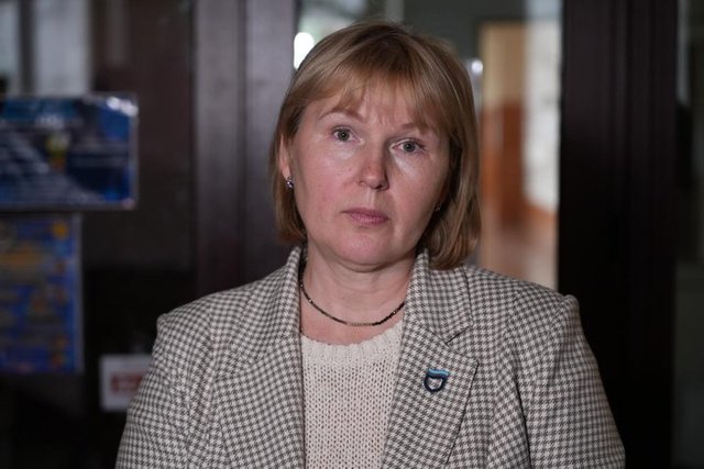 Начальниця управління загальної середньої освіти департаменту гуманітарної політики Дніпровської міськради Олена Яковенко. Суспільне Дніпро Начальниця управління загальної середньої освіти департаменту гуманітарної політики Дніпровської міськради Олена Яковенко. Суспільне Дніпро