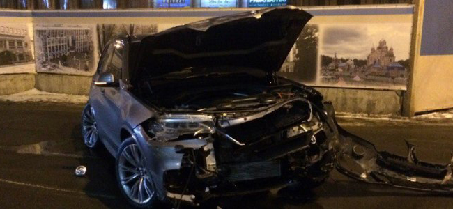 ��� � ������ ������: ����������� BMW � Lada 