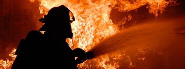 У Дніпрі на пожежі врятовано дві особи