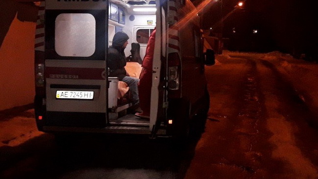 Избивал людей битой: каменские «муниципалы» задержали нарушителя