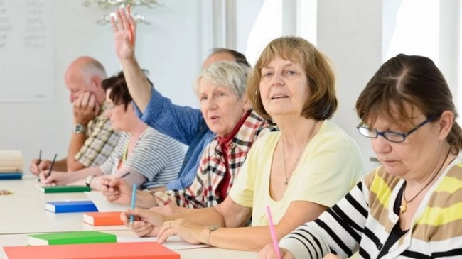 В Каменском продолжает работать «Университет третьего возраста»