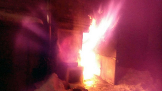 В Днепре горел гараж: владелец получил ожоги