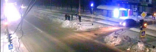 В Каменском драка на трамвайной остановке едва не закончилась фатальными последствиями