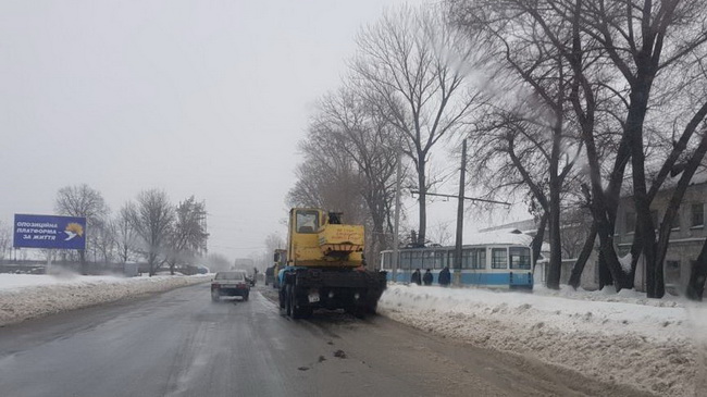 В Каменском сошел с рельсов трамвай