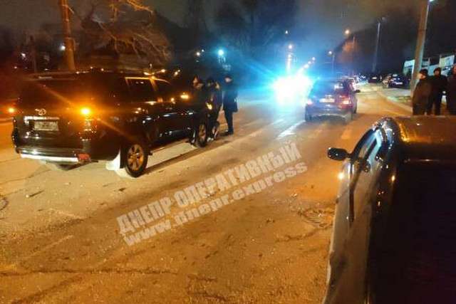 � ������ �� ����������� �������� Dacia ������������� ��� � Toyota Land Cruiser