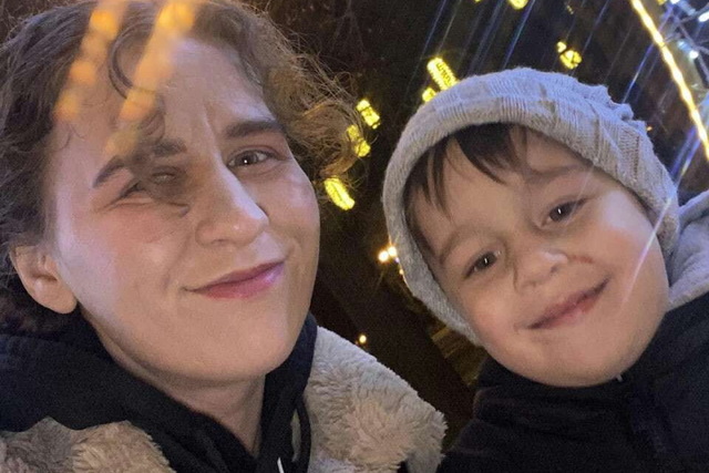 Во время российской атаки на Харьков погибли мать с сыном из Днепропетровщины