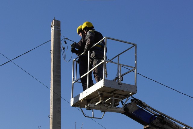 Почему на новогодние праздники света было больше, чем сейчас? - объясняет ДТЭК Днепровские электросети