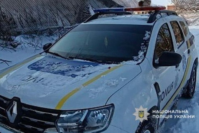 Полицейские Днепра приехали на вызов по поводу домашнего насилия, а нашли наркотики