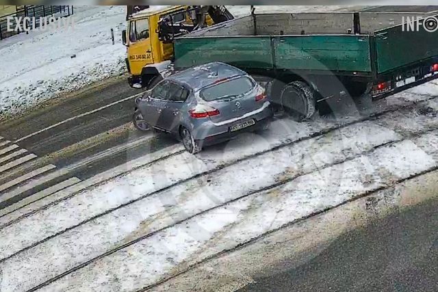 � ������ �� ��������� ������� ������������ ����������� Renault � ��������: ����� �������