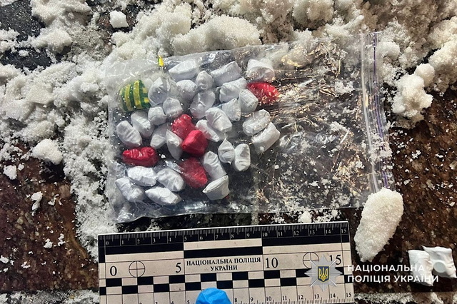 ����� ������ ��������� ��� ������ 18-������ ������ �� ���� ���������