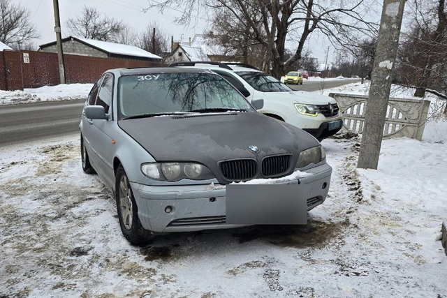 Патрульні виявили водія, який сів за кермо BMW п'яним та без прав