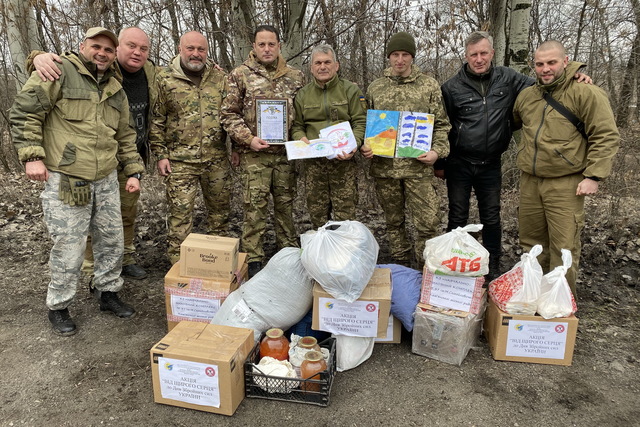 Мэр Каменского посетил бойцов 93-й бригады на позициях в зоне ООС