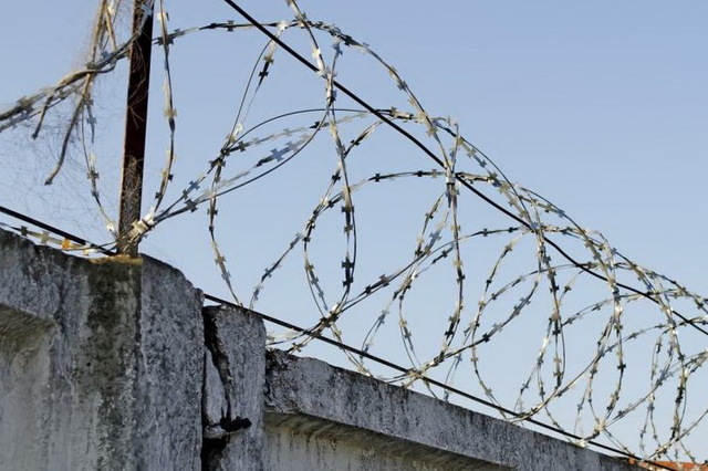 По факту присвоения имущества и использования помещений предприятия уголовно-исполнительной службы в Каменском открыли уголовные производства