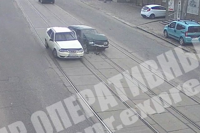 В Днепре на Чернышевского произошло жесткое ДТП: есть пострадавшие