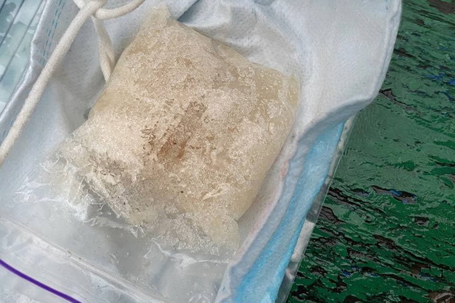 В Днепре водитель под кайфом возил женщину с наркотиками в белье