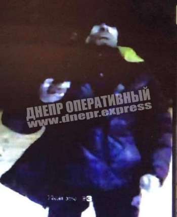 В Днепре двое мужчин пытались украсть камеру видеонаблюдения