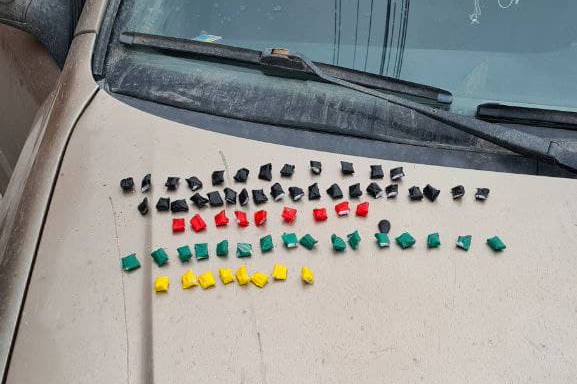 Хранил наркотики в трусах: патрульные обнаружили у жителей Днепра 87 закладок