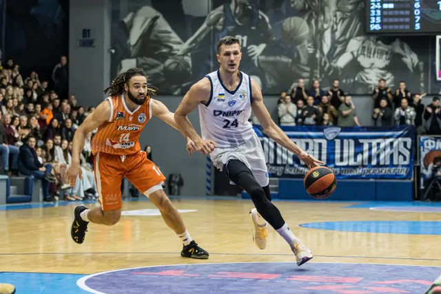 Фото - fbu.ua Суперліга: БК «Дніпро» здобув розгромну перемогу над «Черкаськими Мавпами»