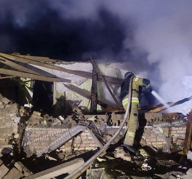 Ночью враг атаковал Днепропетровщину артиллерией и беспилотниками: двое раненых