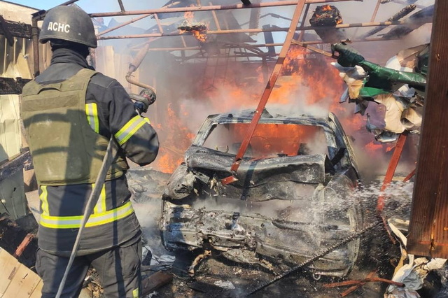 Два человека ранены. Почти 50 раз в течение дня россияне атаковали три района области