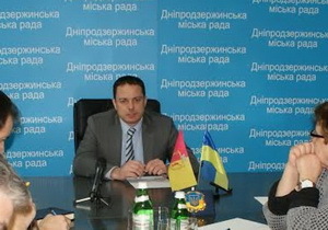 ��������� ������ ���������������� ��������� �� ������ 100-�������� ���������� �� ���������