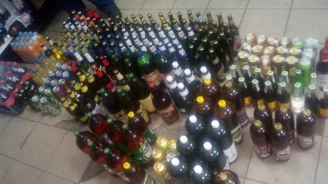 В Каменском изъяли 203 бутылки нелицензионного пива