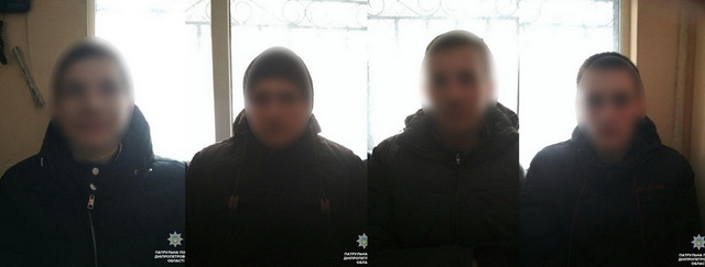 В Днепре четверо парней украли в супермаркете алкоголь на 4 тысячи гривен