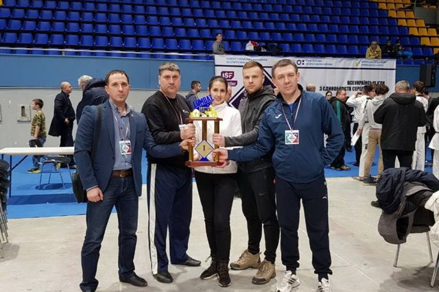 В составе сборной Днепропетровщины каменчане стали первыми на всеукраинских играх «Combat Games» по тхэквондо