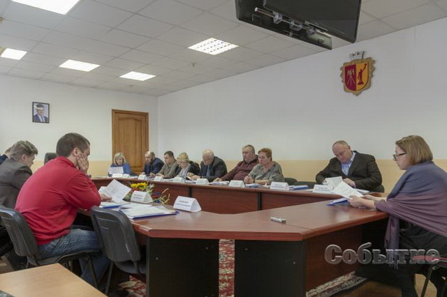 В Каменском увеличили размер материальной помощи определенным категориям