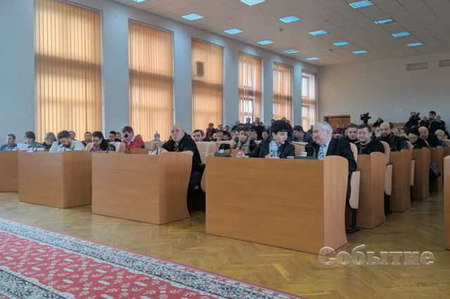 В Каменском депутаты выделили деньги на строительства и реконструкции