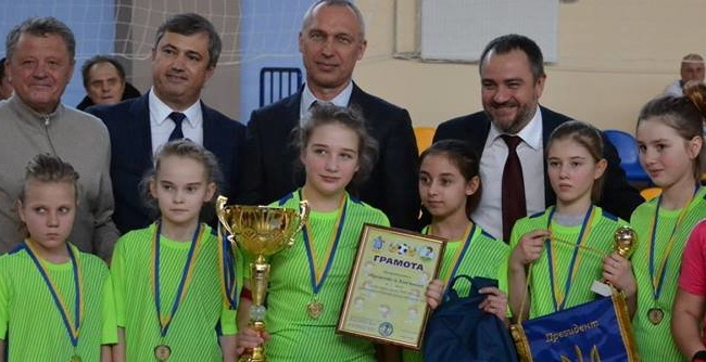 ���������� ����� ���������� ������� �� ����-�������