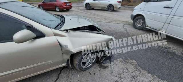 В Днепре на Александра Гальченко столкнулись Nissan и ГАЗель