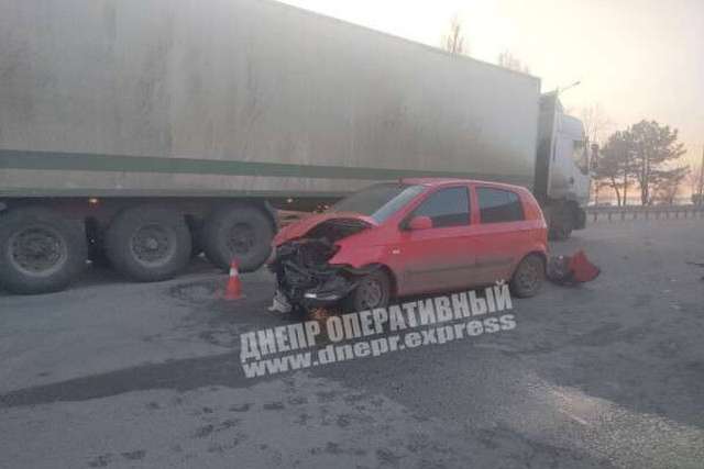 В Днепре на Маршала Малиновского Hyundai врезался в Renault