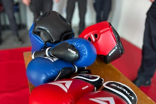 Под Днепром открыли новый спортзал