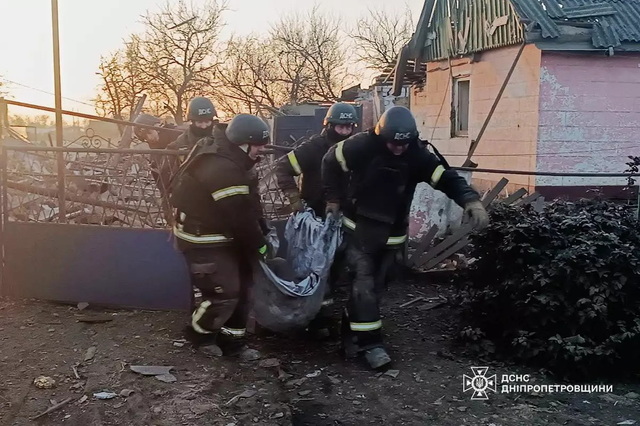 Погиб человек. Враг с десяток раз атаковал три района области