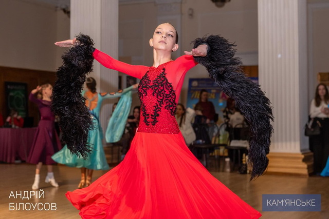 В Каменском провели всеукраинский фестиваль бальных танцев