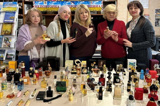 Криворожская журналистка собрала впечатляющую коллекцию парфюмерии