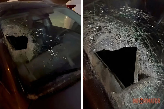 В центре Днепра кирпич упал на авто на Яворницкого