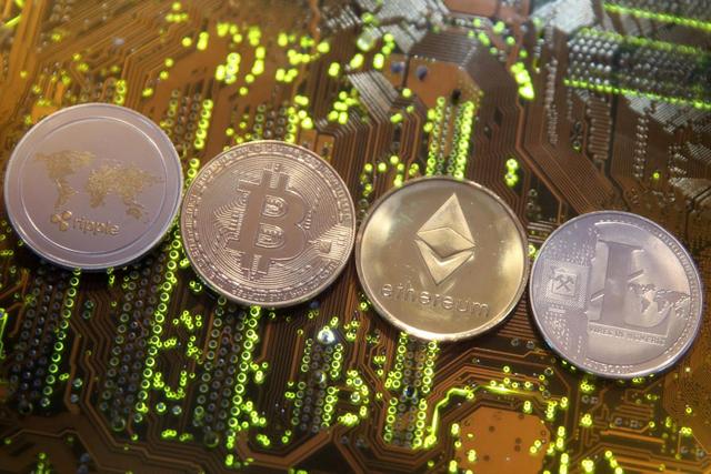 «Не можемо ховати голову в пісок». Гетманцев анонсував на квітень закон про криптовалюту