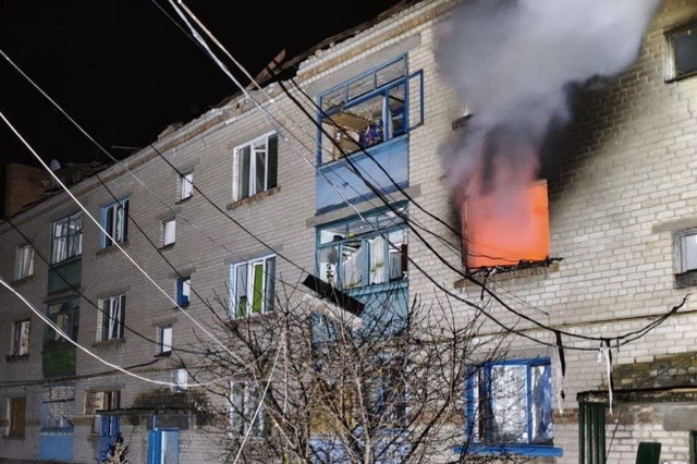 Ночью более 10 раз враг атаковал три района области беспилотниками и артиллерией