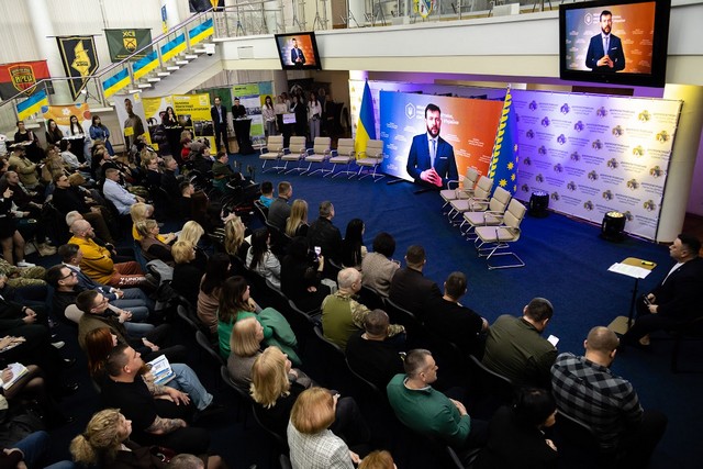 � ������ ��� ���������, ������������ � ����� � ������������� ������� ����� �� ��������������� � �������� ��������