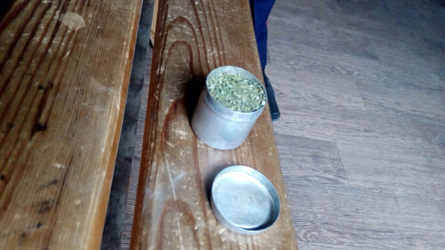 На Дніпропетровщині у пасажира автобуса правоохоронці вилучили наркотичну речовину