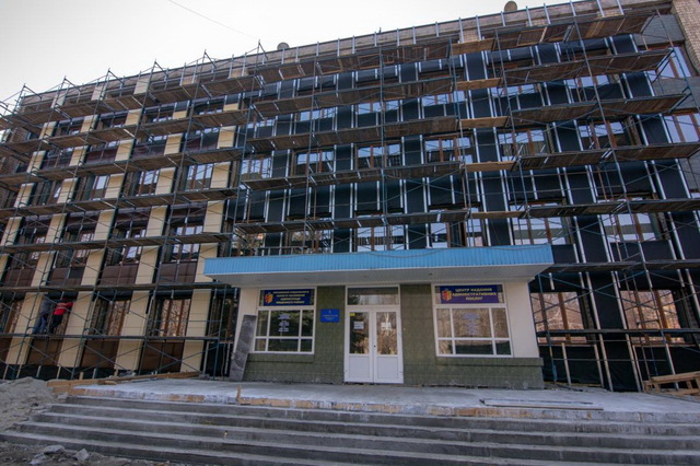 Андрій Білоусов перевірив, як реконструюють ЦНАП Південного району