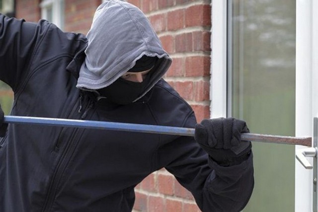 В Днепре из больницы № 21 украли дорогостоящий микроскоп