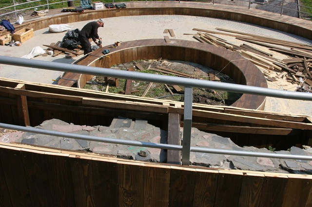 В Днепре продолжается реконструкция парка Зеленый Гай