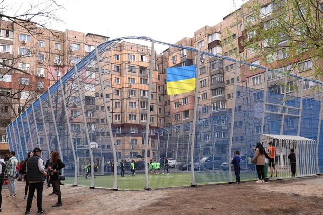 У Кривому Розі відкрили новий стадіон
