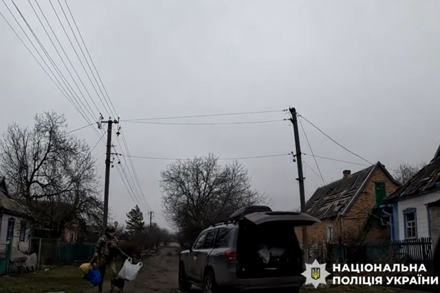 Евакуація за 20 км від фронту: з Просяної Синельниківського району «Білі янголи» продовжують евакуацію мешканців