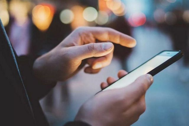 Натиснув «поширити» - отримай вирок: що варто знати дніпрянам про репости в соцмережах