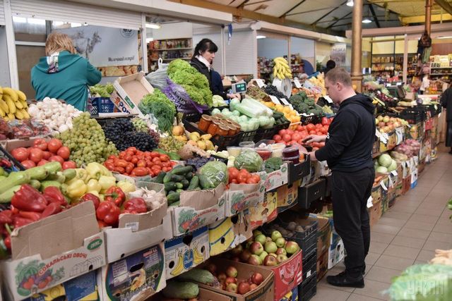 фото УНІАН Цены на овощи, фрукты и зелень в Украине переписали: сколько и что теперь стоит